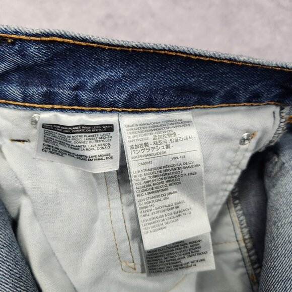 Levis 505 Jeans Mens 38x29 Blue Denim Zip Fly Straight Leg Classic 100% Cotton - Picture 16 of 16